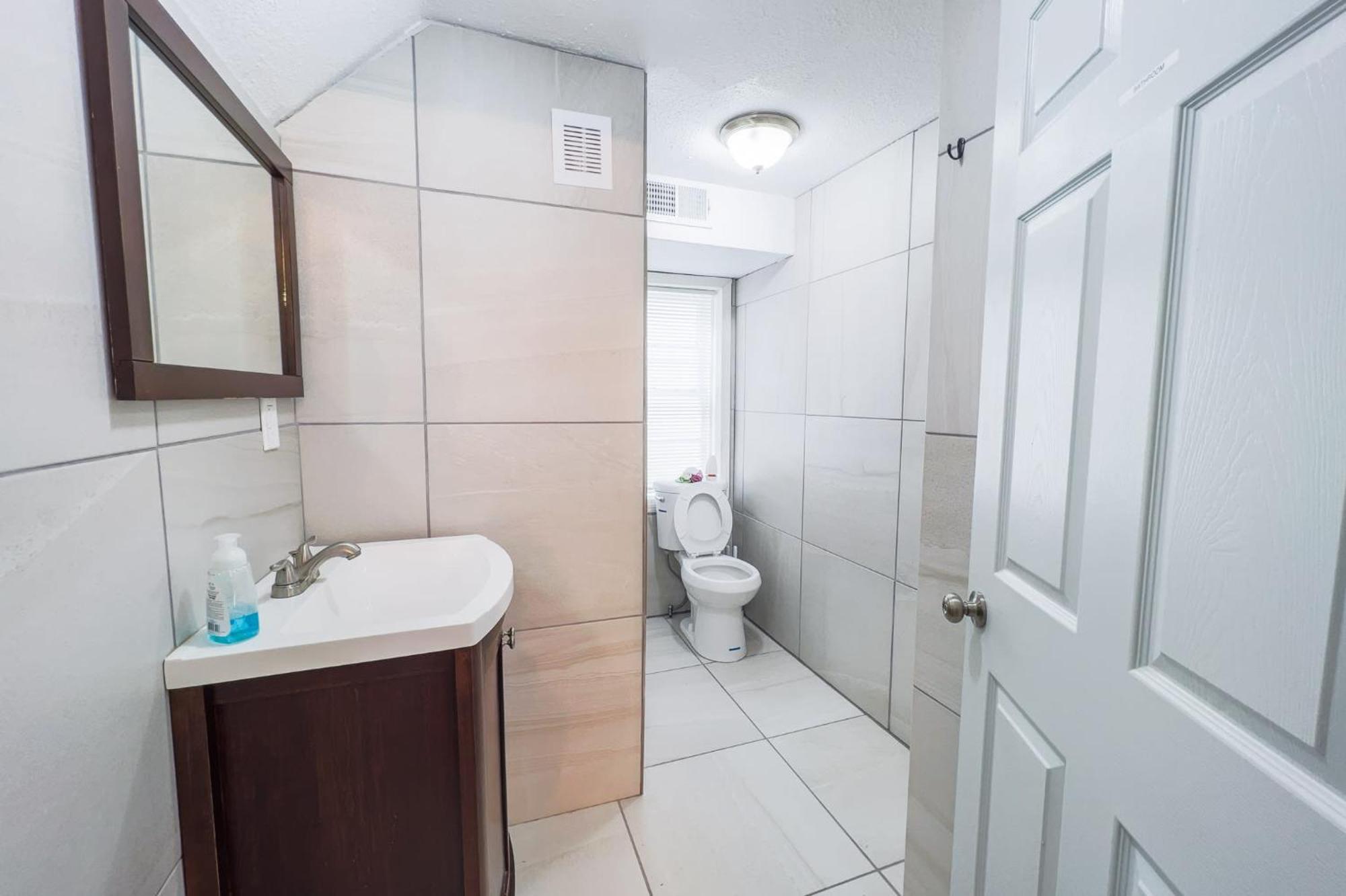 Large 6Br, 6 Bath In The City Of Niagara Falls Luaran gambar