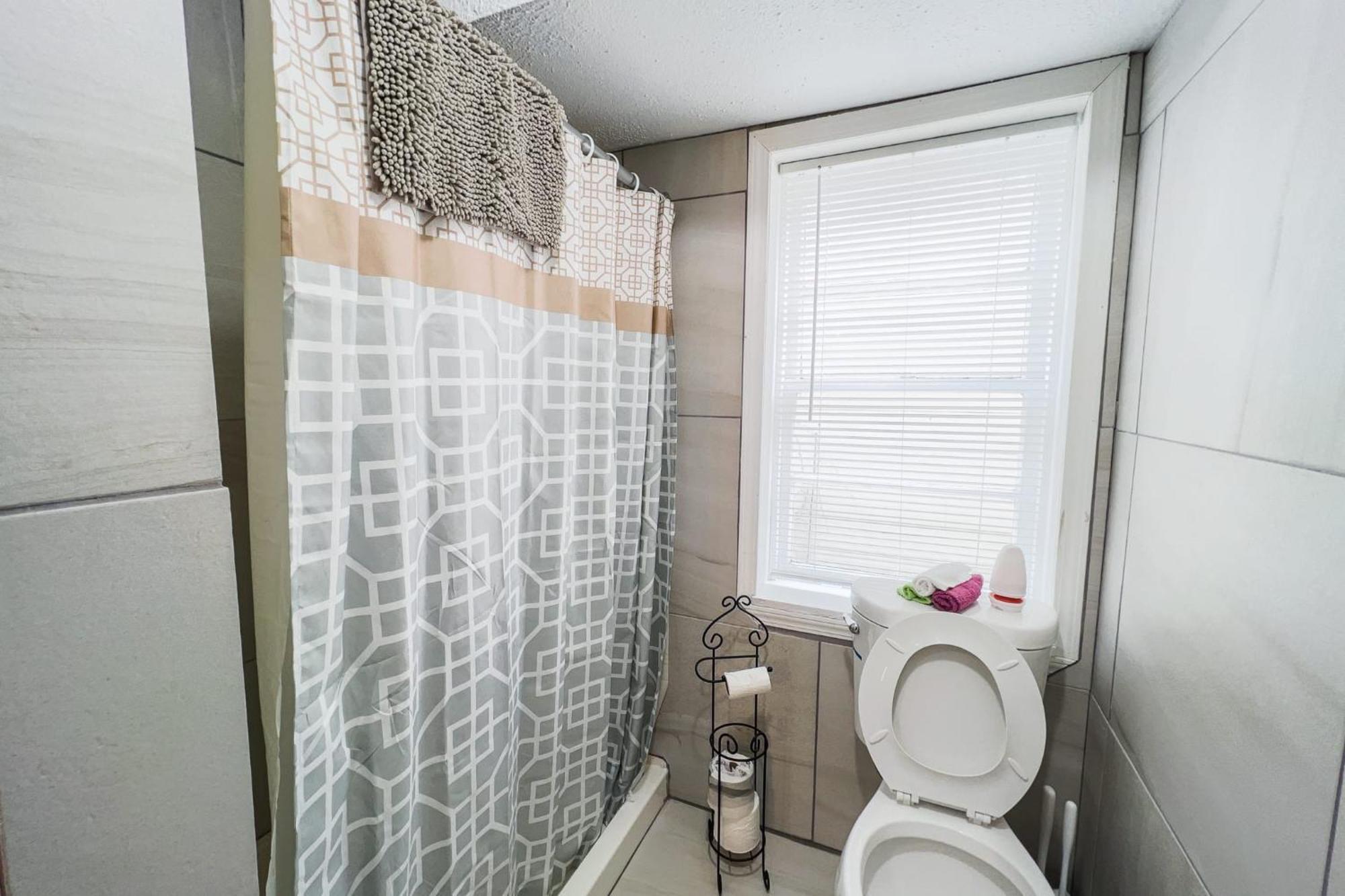 Large 6Br, 6 Bath In The City Of Niagara Falls Luaran gambar